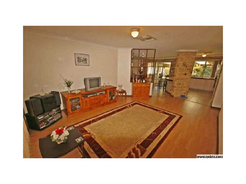 150 Oakmont Ave, Meadow Springs WA 6210