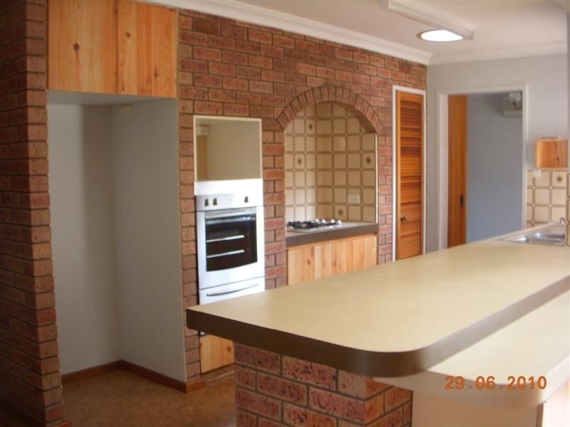 6 Breaker Close, Silver Sands WA 6210