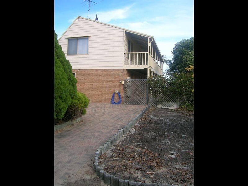 21 Dampier Drive, Falcon WA 6210