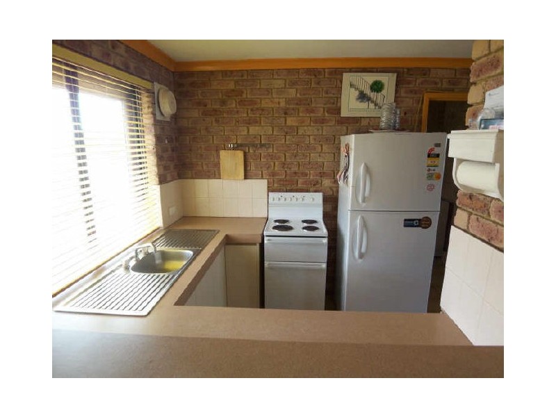 4 Ormsby Terrace, San Remo WA 6210