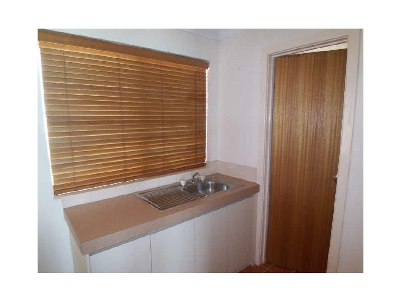 4 Ormsby Terrace, San Remo WA 6210