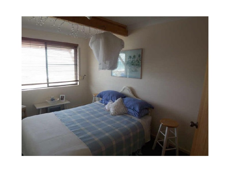 4 Ormsby Terrace, San Remo WA 6210