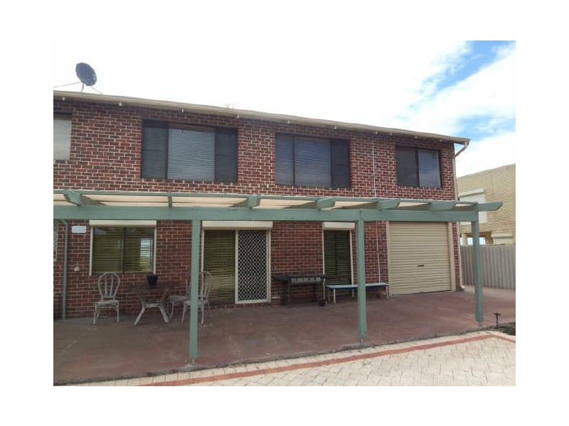 4 Ormsby Terrace, San Remo WA 6210