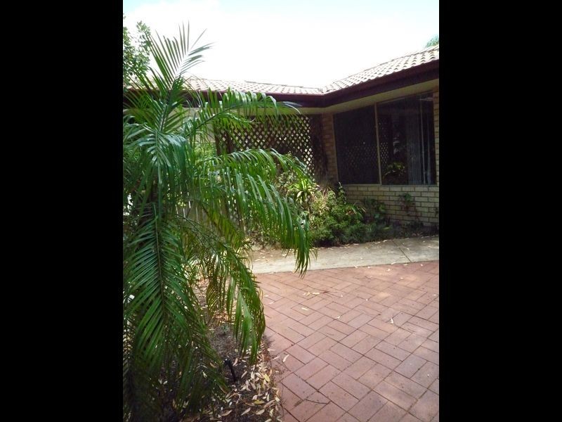 4 Wamba Road, Coodanup WA 6210
