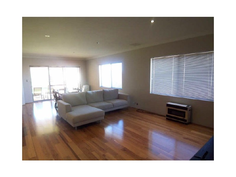 10 Asper Way, Halls Head WA 6210