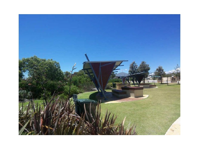 10 Asper Way, Halls Head WA 6210