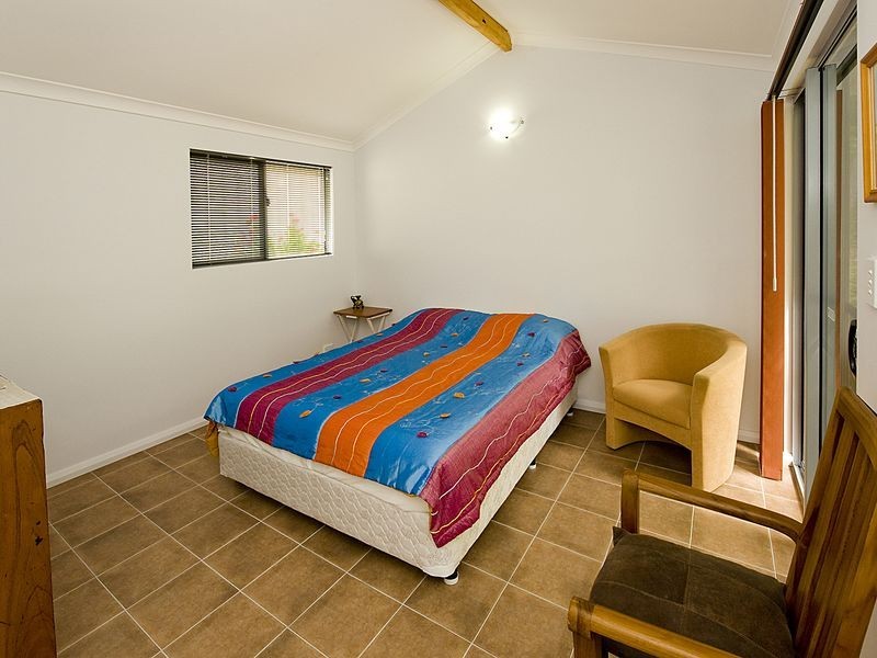 16 Ivanhoe Crescent, Falcon WA 6210