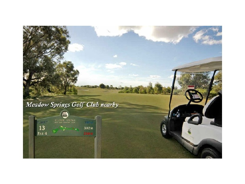 187 Oakmont Avenue, Meadow Springs WA 6210