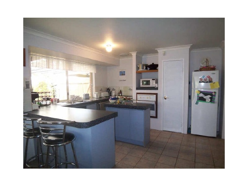 187 Oakmont Avenue, Meadow Springs WA 6210