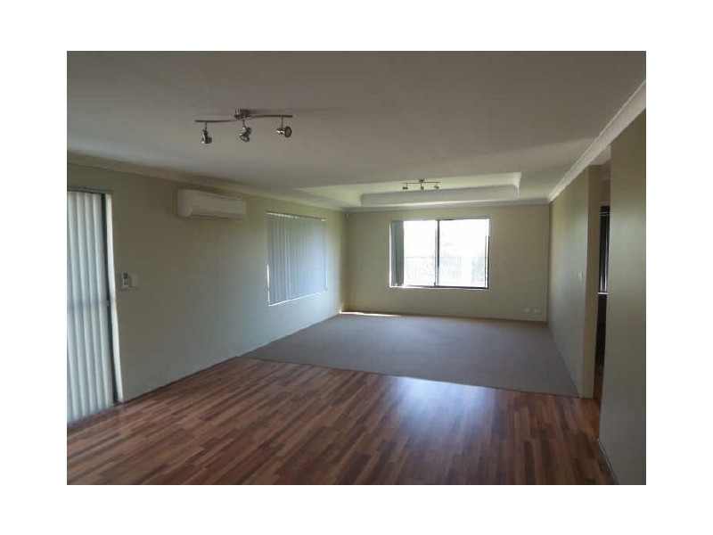 5 Hamlet Pass, Pinjarra WA 6208