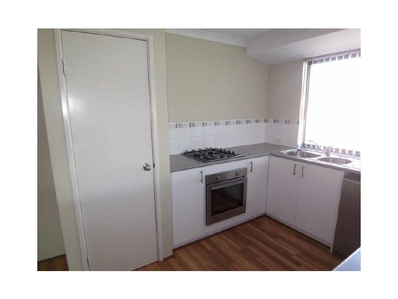 5 Hamlet Pass, Pinjarra WA 6208