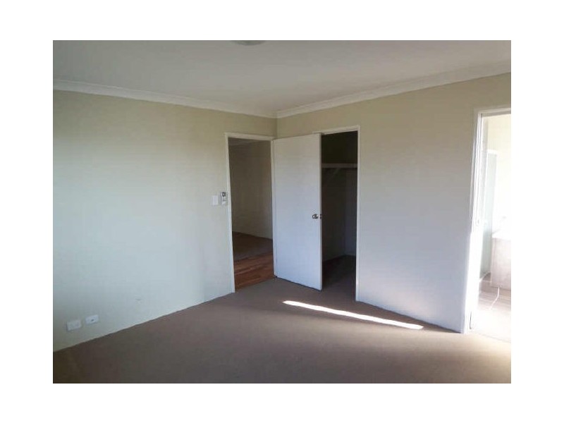 5 Hamlet Pass, Pinjarra WA 6208