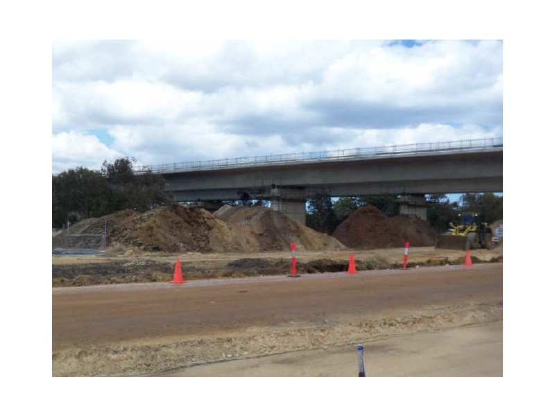 5 Hamlet Pass, Pinjarra WA 6208