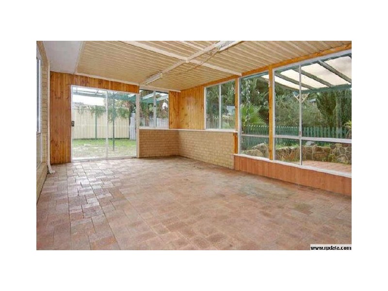 7 Frankland Place, Greenfields WA 6210