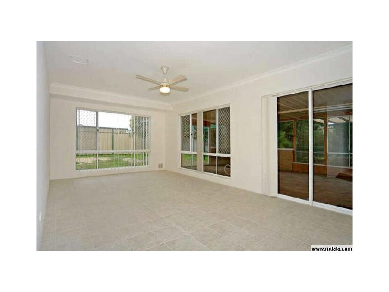 7 Frankland Place, Greenfields WA 6210