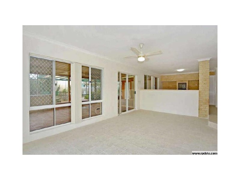 7 Frankland Place, Greenfields WA 6210