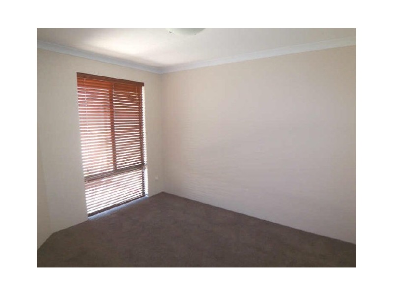 20 Anhinga Trail, Dudley Park WA 6210