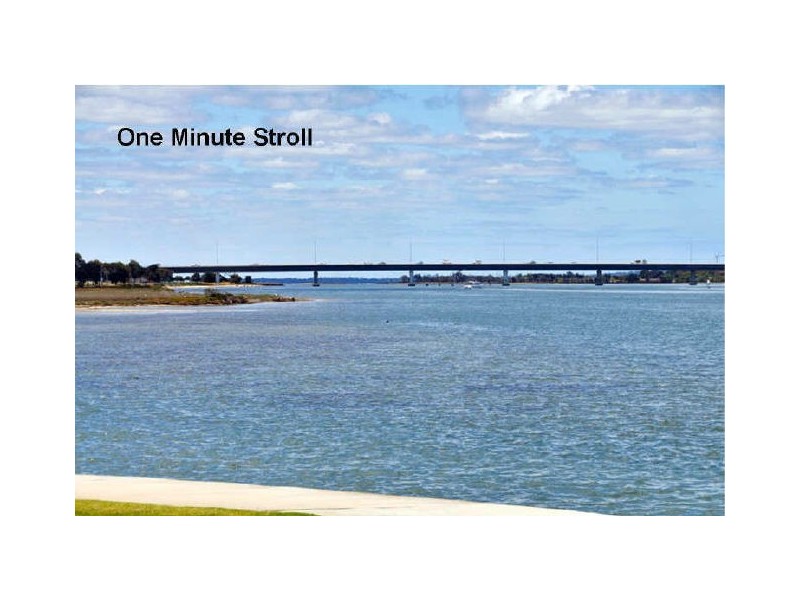 21/3 Leslie Street, Dudley Park WA 6210