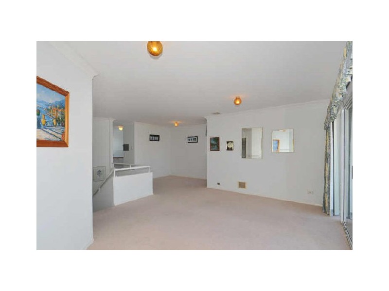 21/3 Leslie Street, Dudley Park WA 6210