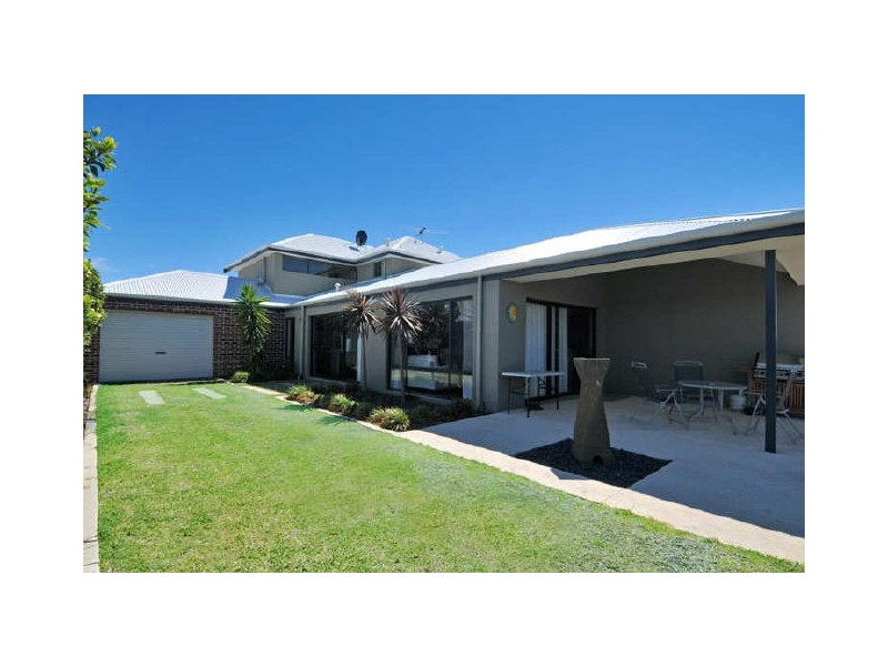 3 Dalona Parkway, Lakelands WA 6210