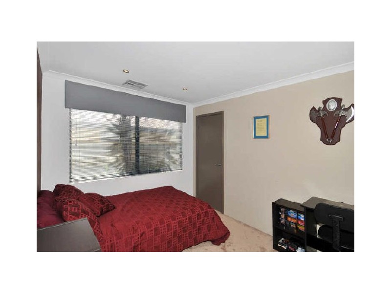 3 Dalona Parkway, Lakelands WA 6210