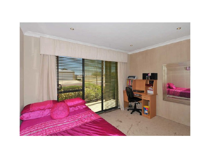 3 Dalona Parkway, Lakelands WA 6210