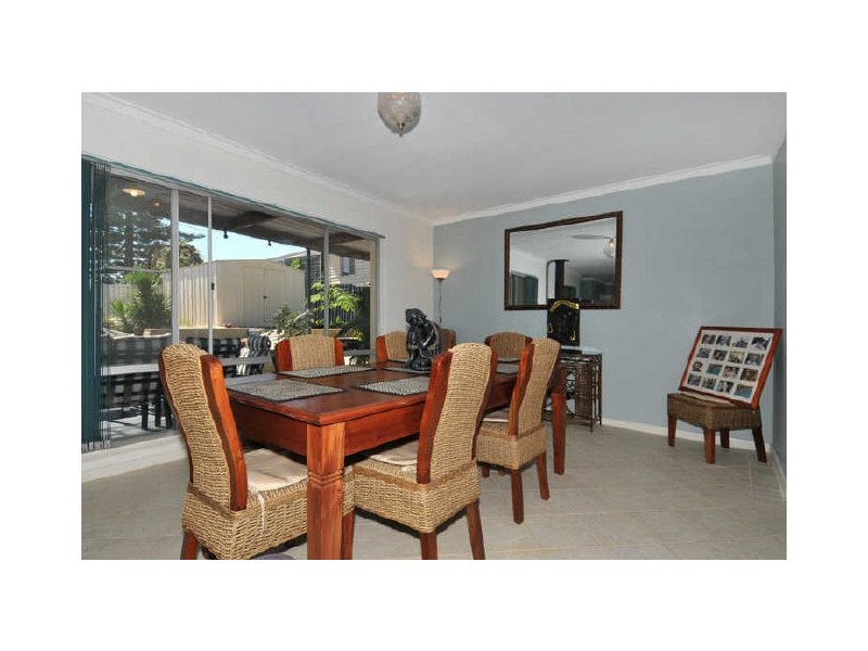 10 Success Street, Madora Bay WA 6210