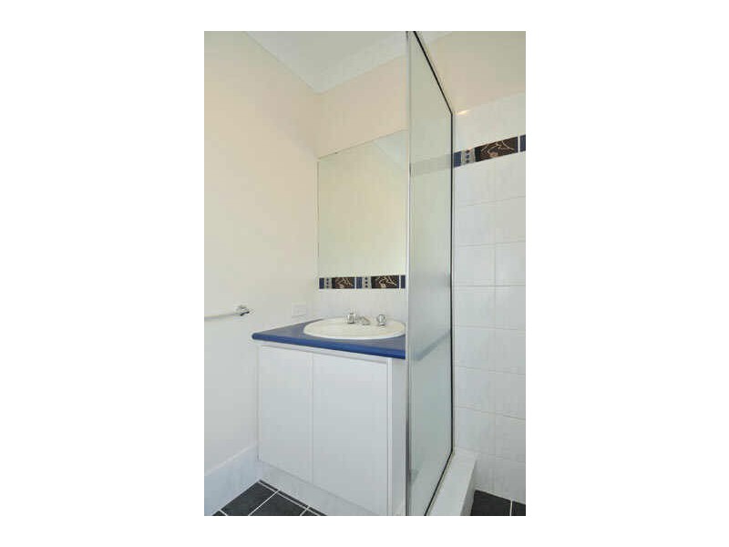 14 Pineknoll Gardens, Meadow Springs WA 6210