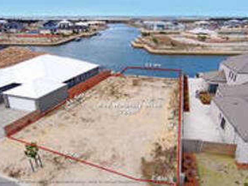 19 Waterlilly Drive, Dudley Park WA 6210