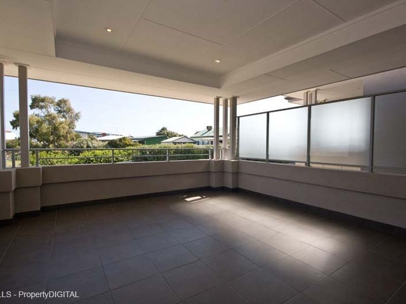 4/100 Ormsby Terrace, Silver Sands WA 6210