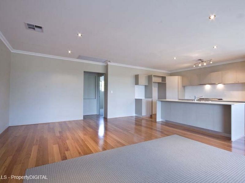 4/100 Ormsby Terrace, Silver Sands WA 6210