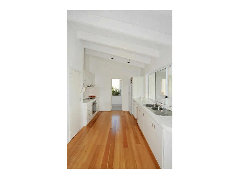 114 Leighton Road, Halls Head WA 6210