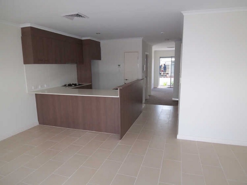 14 Oakleigh Drive, Erskine WA 6210