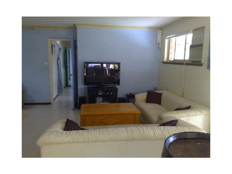 2 Nesbit Road, Greenfields WA 6210