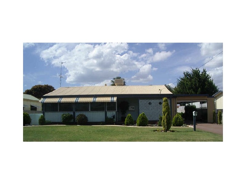 8A Third Avenue, Mandurah WA 6210