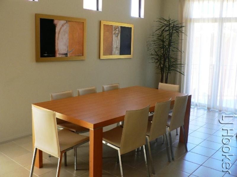 15/2 The Pass, Dawesville WA 6211