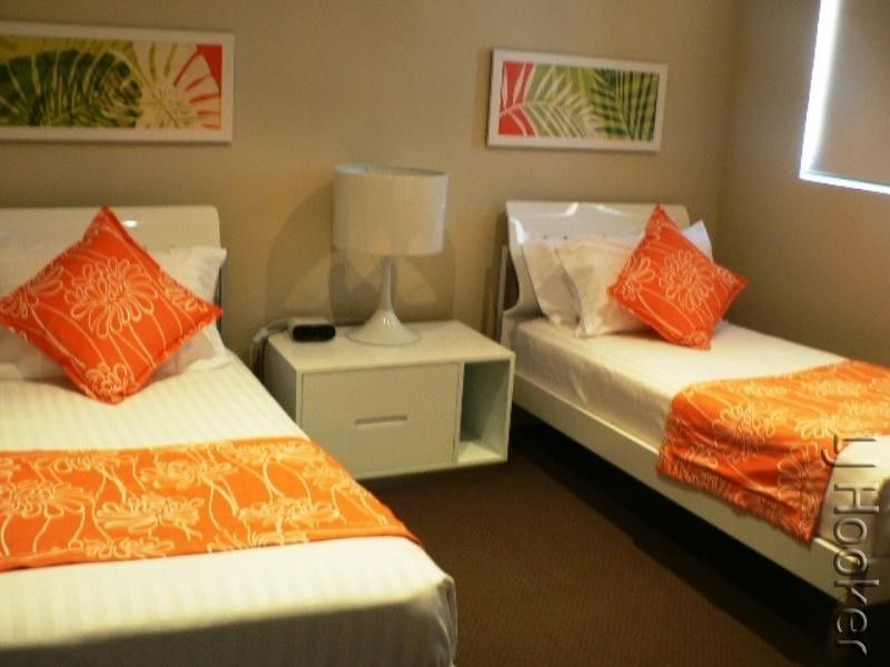 15/2 The Pass, Dawesville WA 6211