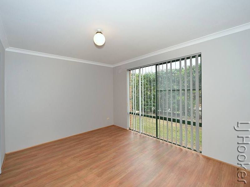 30 Tamarisk Drive, Halls Head WA 6210
