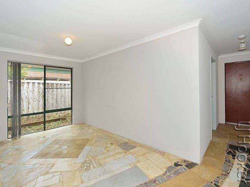 30 Tamarisk Drive, Halls Head WA 6210