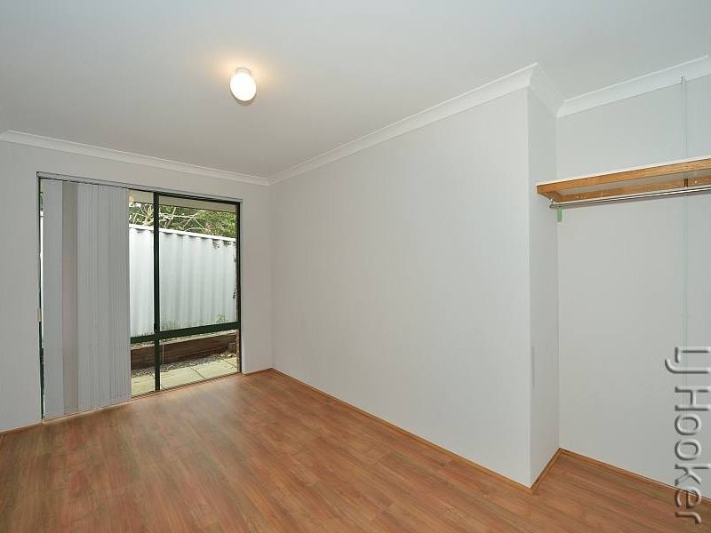 30 Tamarisk Drive, Halls Head WA 6210