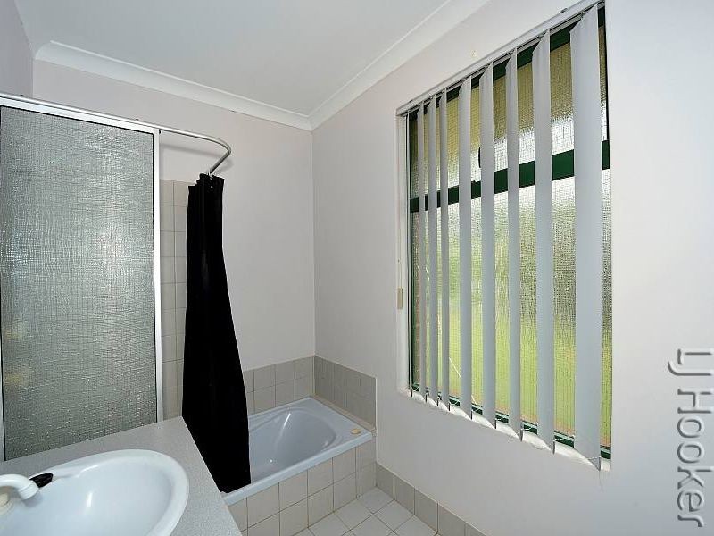 30 Tamarisk Drive, Halls Head WA 6210