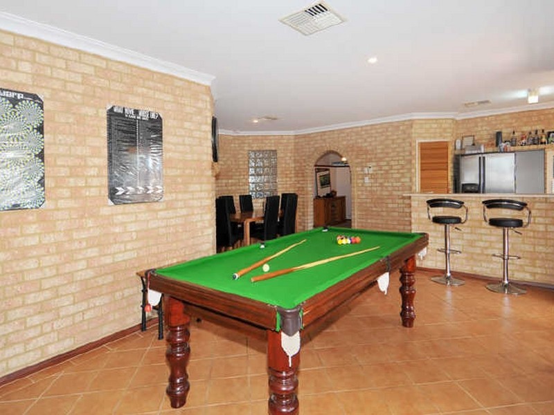 3 Spyglass Rise, Halls Head WA 6210