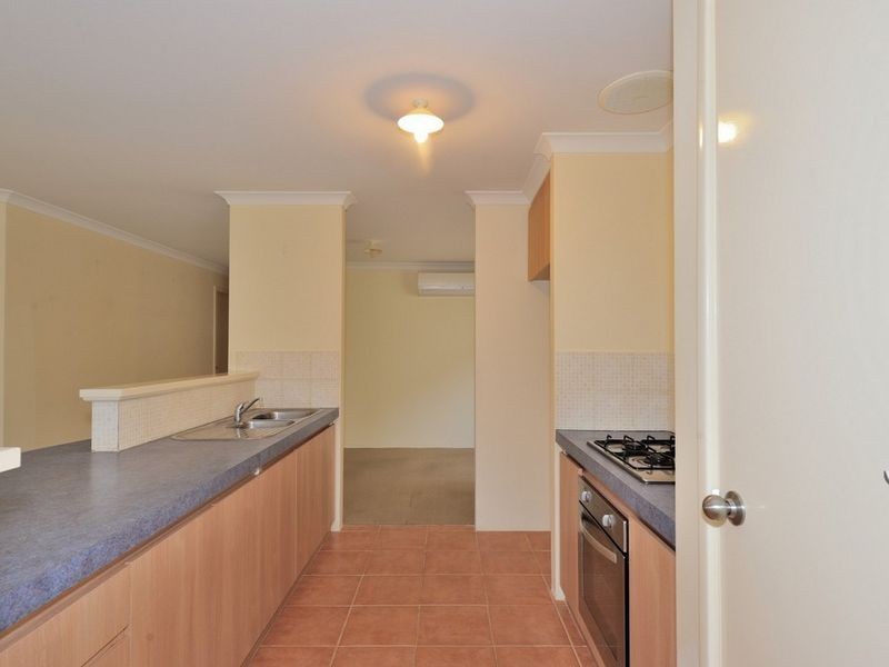 4/24 Creery Street, Dudley Park WA 6210