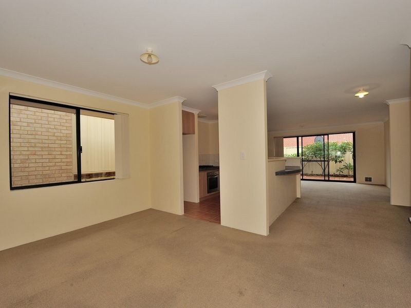 4/24 Creery Street, Dudley Park WA 6210
