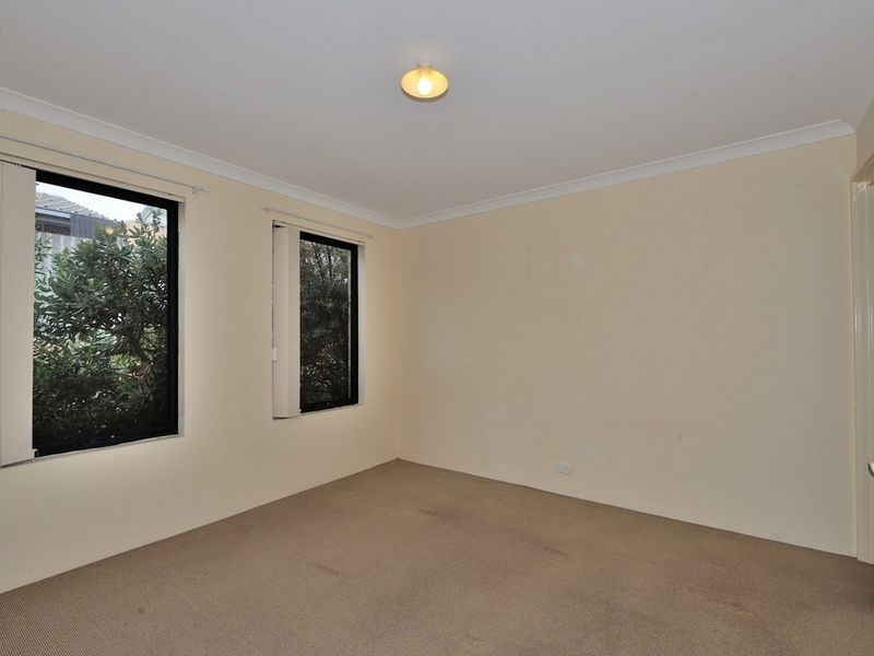 4/24 Creery Street, Dudley Park WA 6210