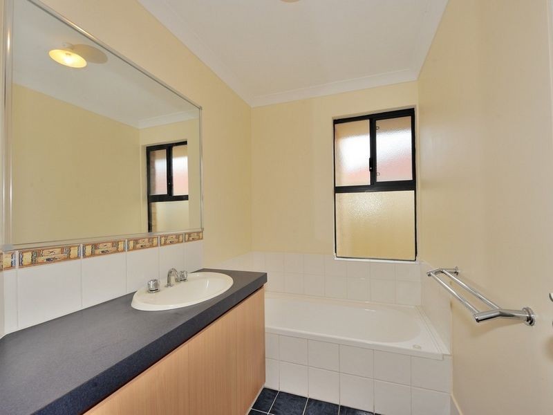 4/24 Creery Street, Dudley Park WA 6210