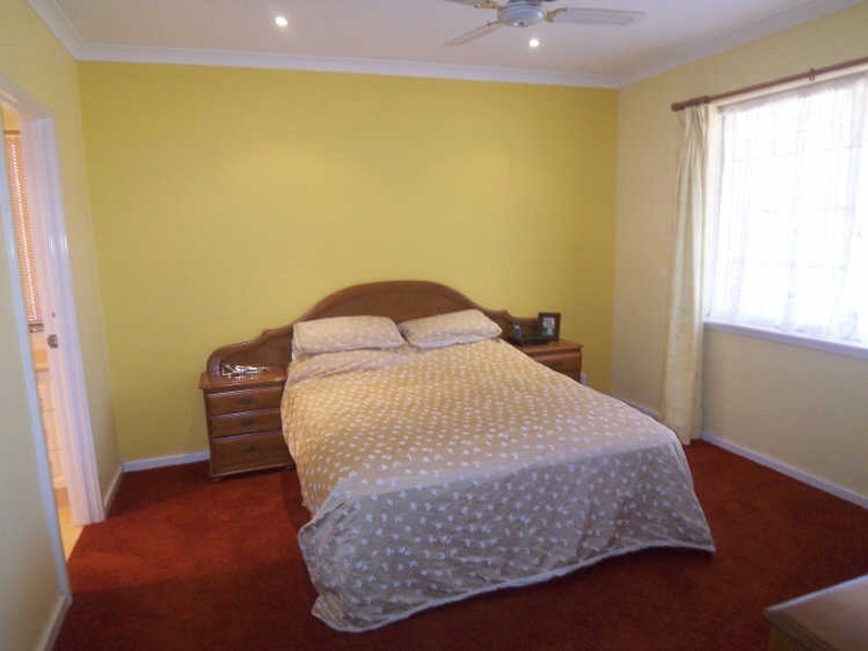 17 Wattleglen Avenue, Erskine WA 6210