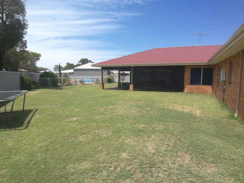 17 Wattleglen Avenue, Erskine WA 6210