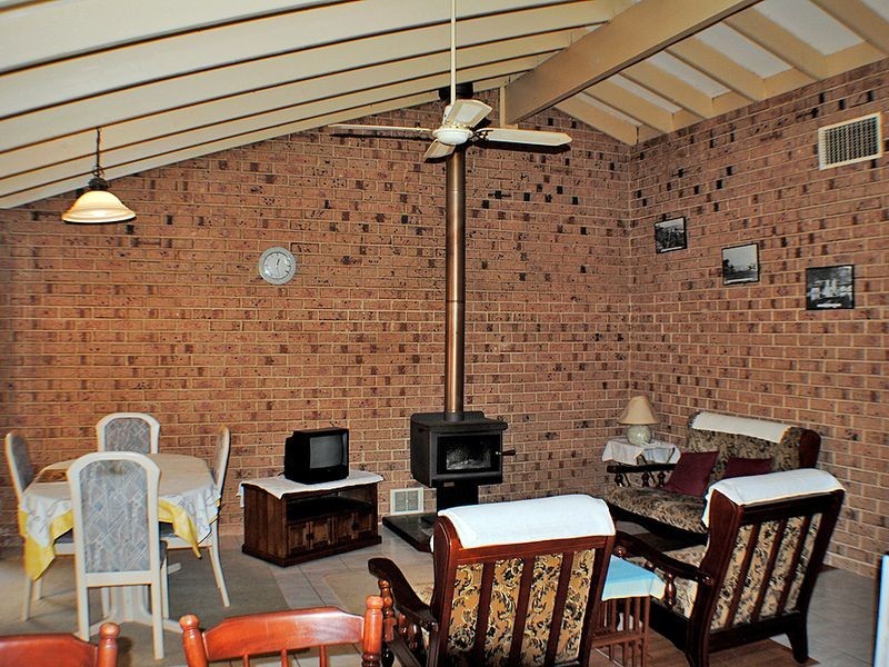 27 Portmarnock Circle, Halls Head WA 6210