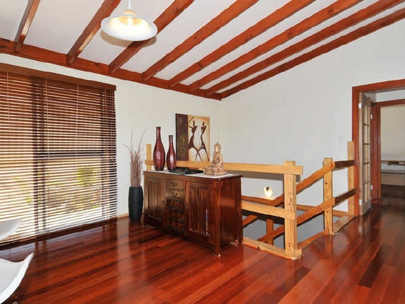 8 Marsh Place, Halls Head WA 6210